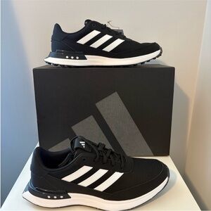 ADIDAS Golf Shoes “Spikeless”. Size 10.5